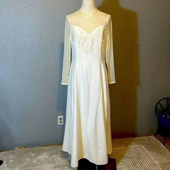 Vintage Jessica McClintock bridal dress cream mesh top. Ivory color size 12 - Picture 1 of 13
